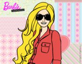 Barbie con gafas de sol