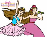 Barbie y la princesa cantando