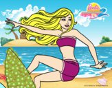 Barbie surfeando