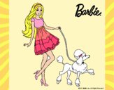 Barbie paseando a su mascota