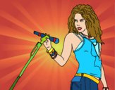 Dibujo Shakira en concierto pintado por queyla