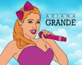 Dibujo Ariana Grande cantando pintado por LunaLunita
