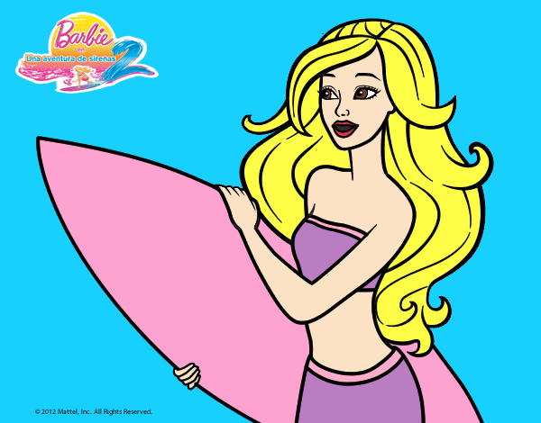 Barbie va a surfear