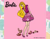 Dibujo Barbie y su colección de zapatos pintado por LunaLunita