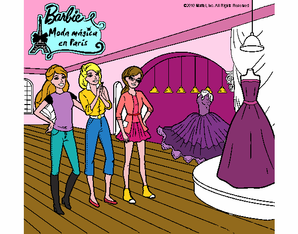 Barbie mirando vestidos