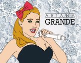 Dibujo Ariana Grande cantando pintado por Potte