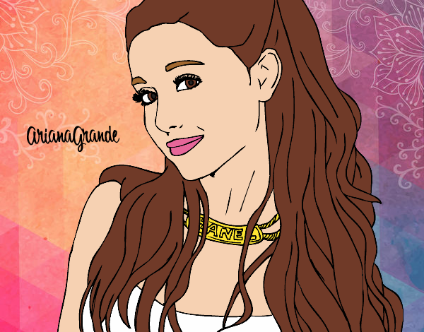 Ariana Grande con collar