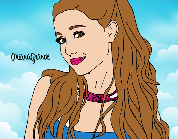 Ariana Grande con collar