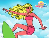 Barbie surfeando