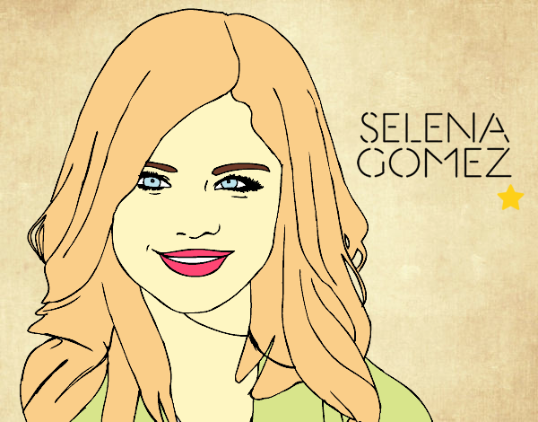 Selena Gomez sonriendo