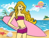 Dibujo Barbie con tabla de surf pintado por LunaLunita