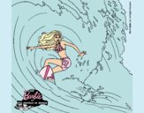 Dibujo Barbie practicando surf pintado por kjdfshiudf