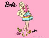 Dibujo Barbie y su colección de zapatos pintado por kjdfshiudf