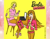 Barbie y su hermana merendando