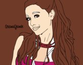 Ariana Grande con collar