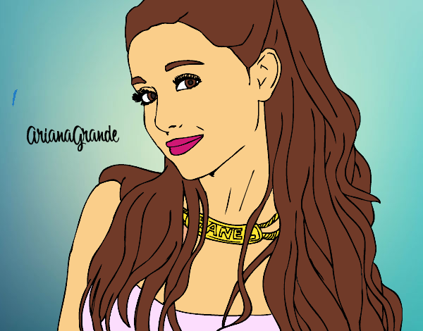 Ariana Grande con collar