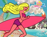 Barbie corre al agua