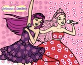 Barbie y la princesa cantando