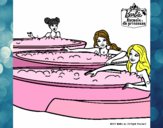 Barbie y sus amigas en el jacuzzi