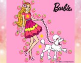 Barbie paseando a su mascota