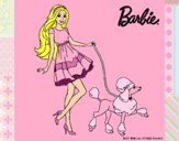 Barbie paseando a su mascota