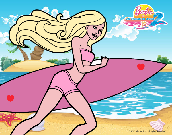 Barbie corre al agua