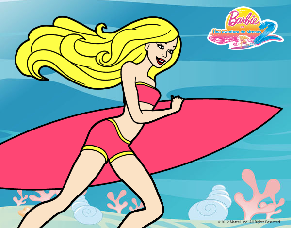 Barbie corre al agua