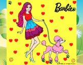 Barbie paseando a su mascota