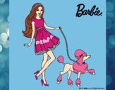 Barbie paseando a su mascota