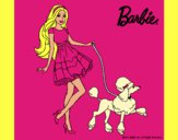 Barbie paseando a su mascota