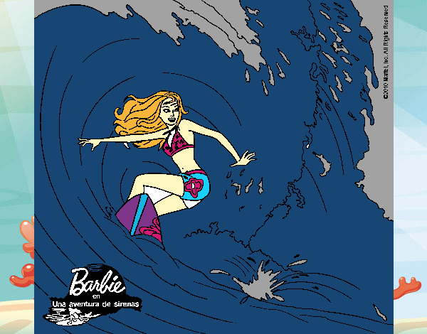 Barbie practicando surf