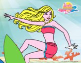 Barbie surfeando