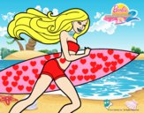 Barbie corre al agua