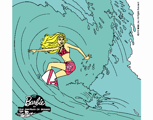 Barbie practicando surf