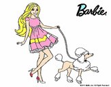 Barbie paseando a su mascota