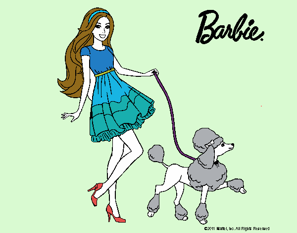 Barbie paseando a su mascota