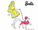 Barbie paseando a su mascota