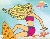 Barbie surfeando