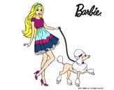 Barbie paseando a su mascota