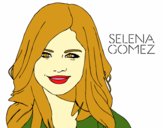 Selena Gomez sonriendo