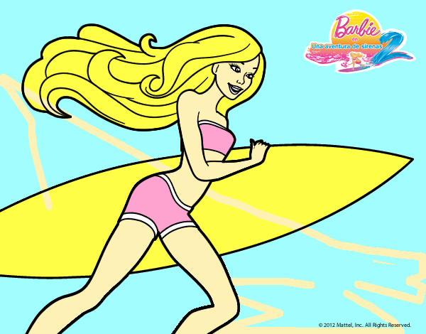 Barbie corre al agua