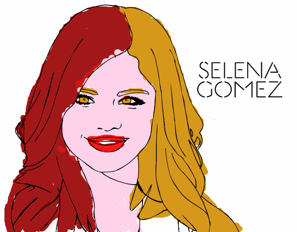 Selena Gomez sonriendo