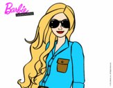 Dibujo Barbie con gafas de sol pintado por esmerlyn