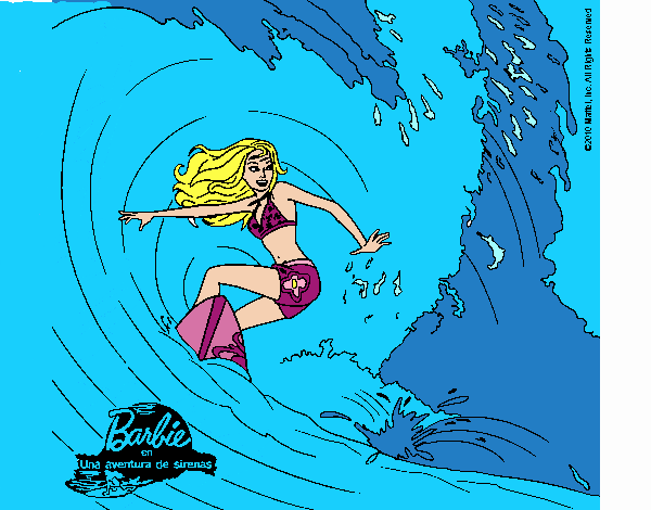 Barbie practicando surf