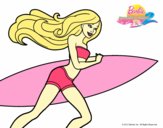 Barbie corre al agua