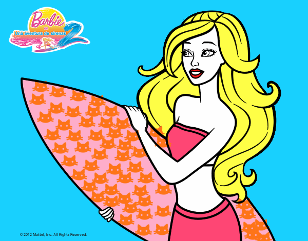 Barbie va a surfear