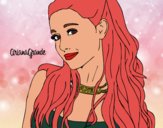 Ariana Grande con collar