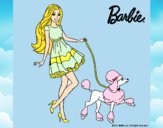 Barbie paseando a su mascota