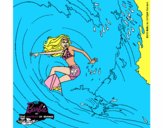 Barbie practicando surf