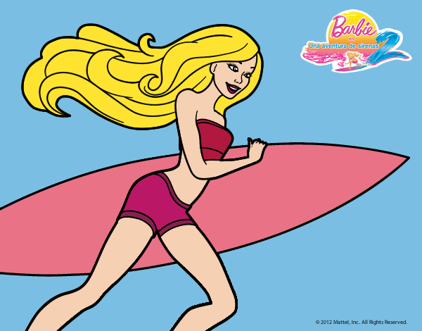 Barbie corre al agua